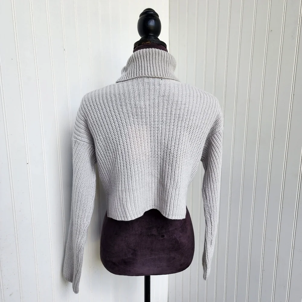 NWT Missguided Women Boho Tuttleneck Neck Cropped Sweater Knit Gray Petite 2P 4P